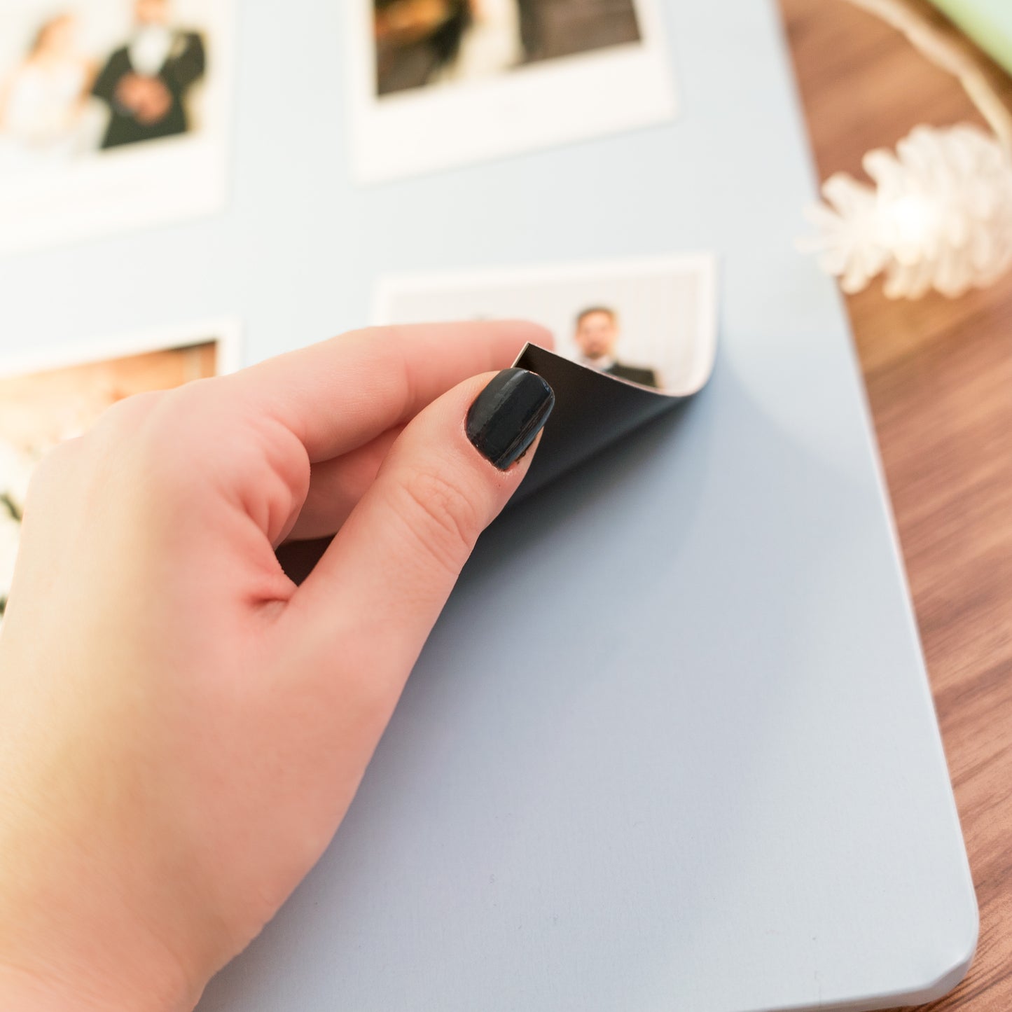 POLAROID PHOTO MAGNET